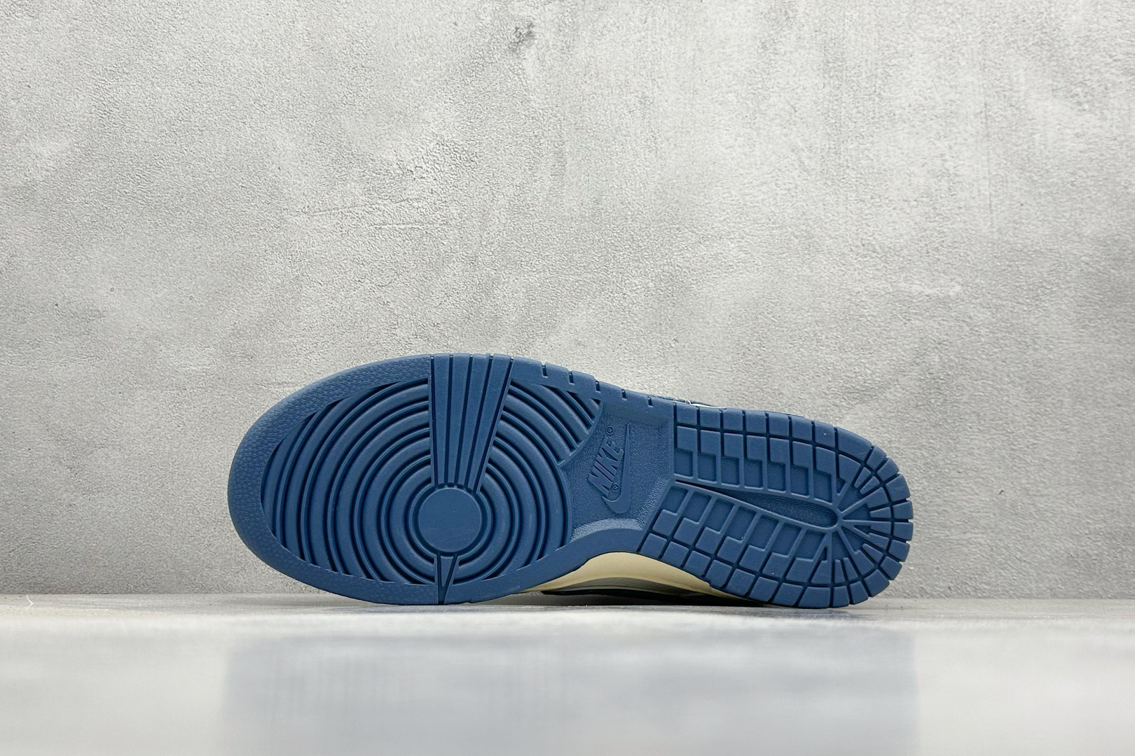  终端放店
XC版 Nk SB Dunk Low LV联名-米蓝牛仔勾 周年高端定制 低帮休闲板鞋
 #