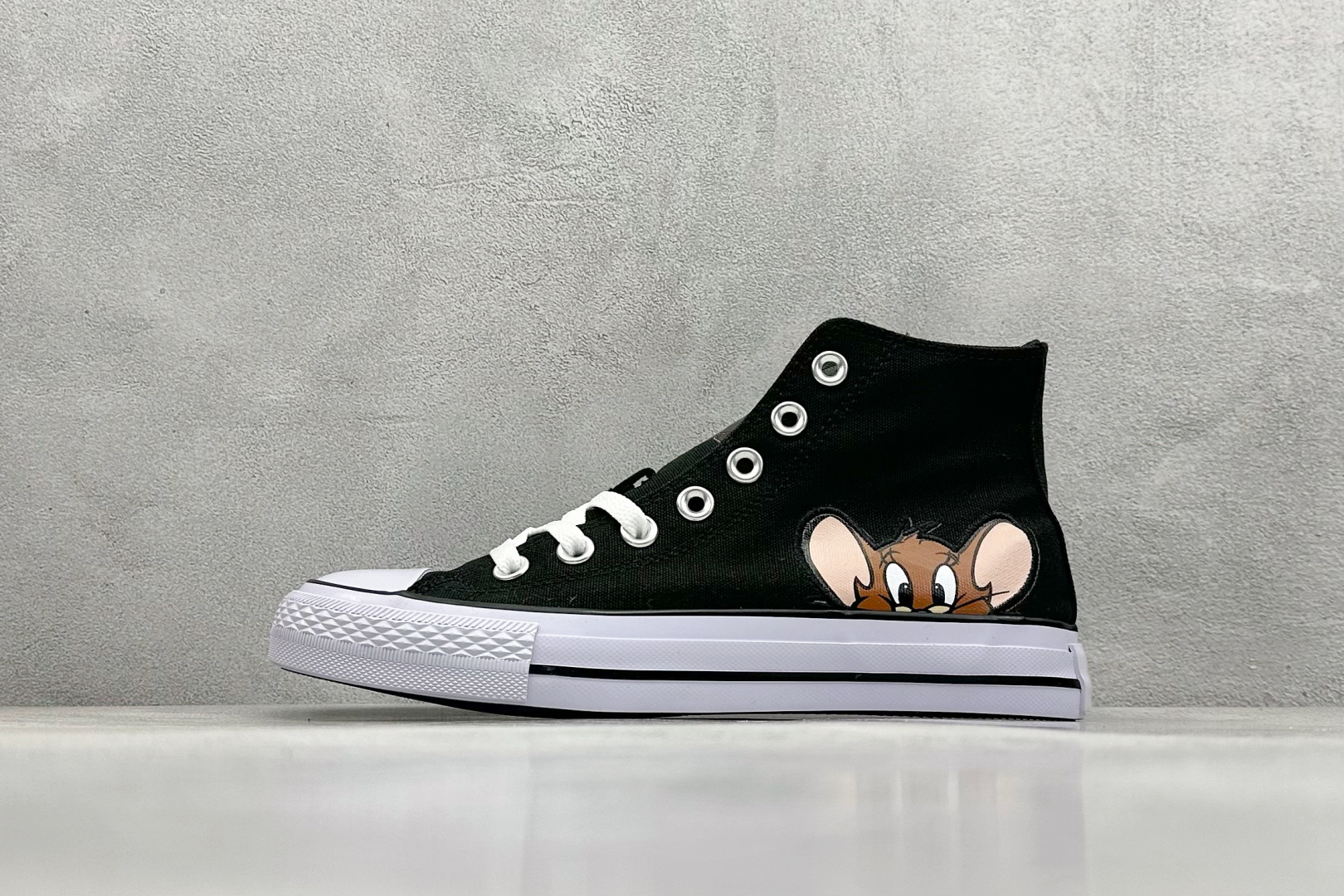 Tom and Jerry x Converse Chuck Taylor
匡威官方 猫和老鼠联名款