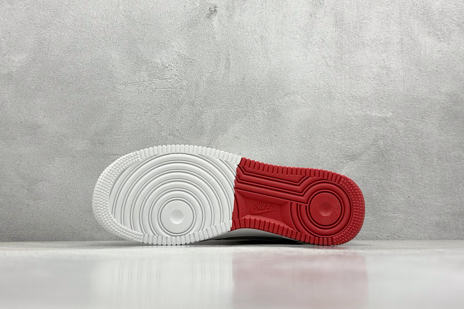  
Nike Air Force 1 Low 07 x UNDEFEATED 白红
原楦头原纸板 打造纯