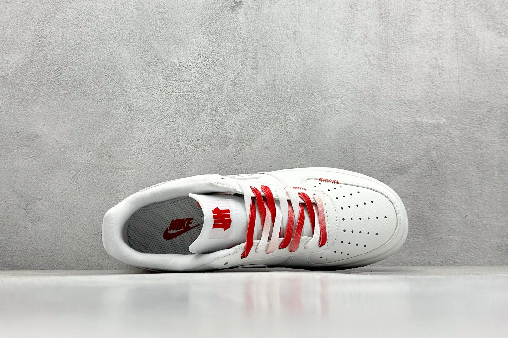  
Nike Air Force 1 Low 07 x UNDEFEATED 白红
原楦头原纸板 打造纯