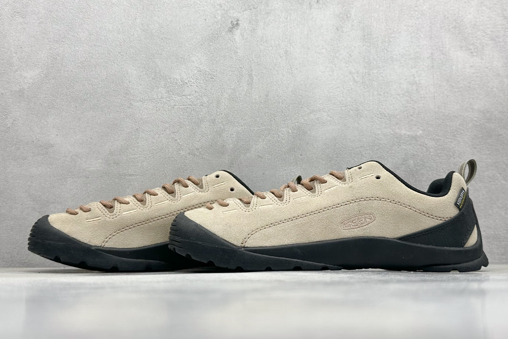  终端放店
绿X 美国人气户外品牌-科恩Keen Jasper Rocks SP贾斯珀都市系列
复古低帮