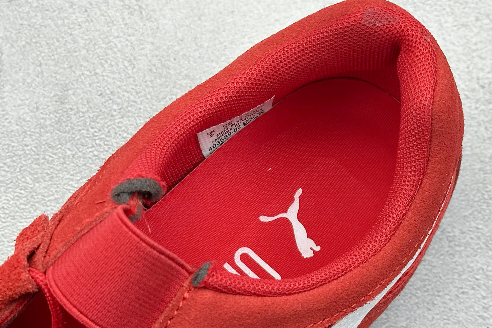  终端放店
XS版 PUMA Speedcat Go 薄底鞋 柔软舒适 防滑耐磨 彪马低帮复古运动休闲赛