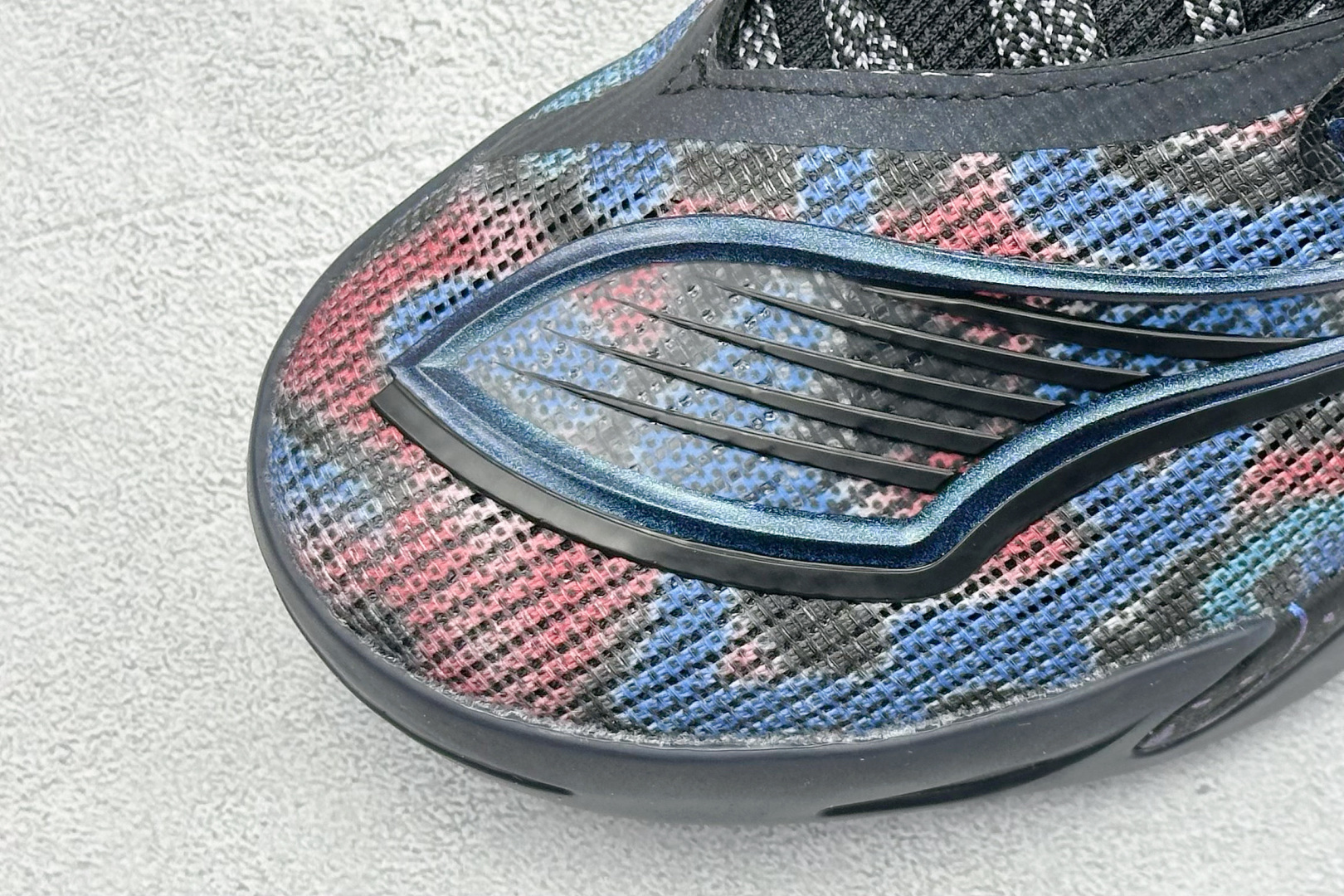 终端放店
GJR版 PUMA All-Pro Nitro 彪马舒适耐磨低帮实战篮球鞋
鞋身材质运用轻