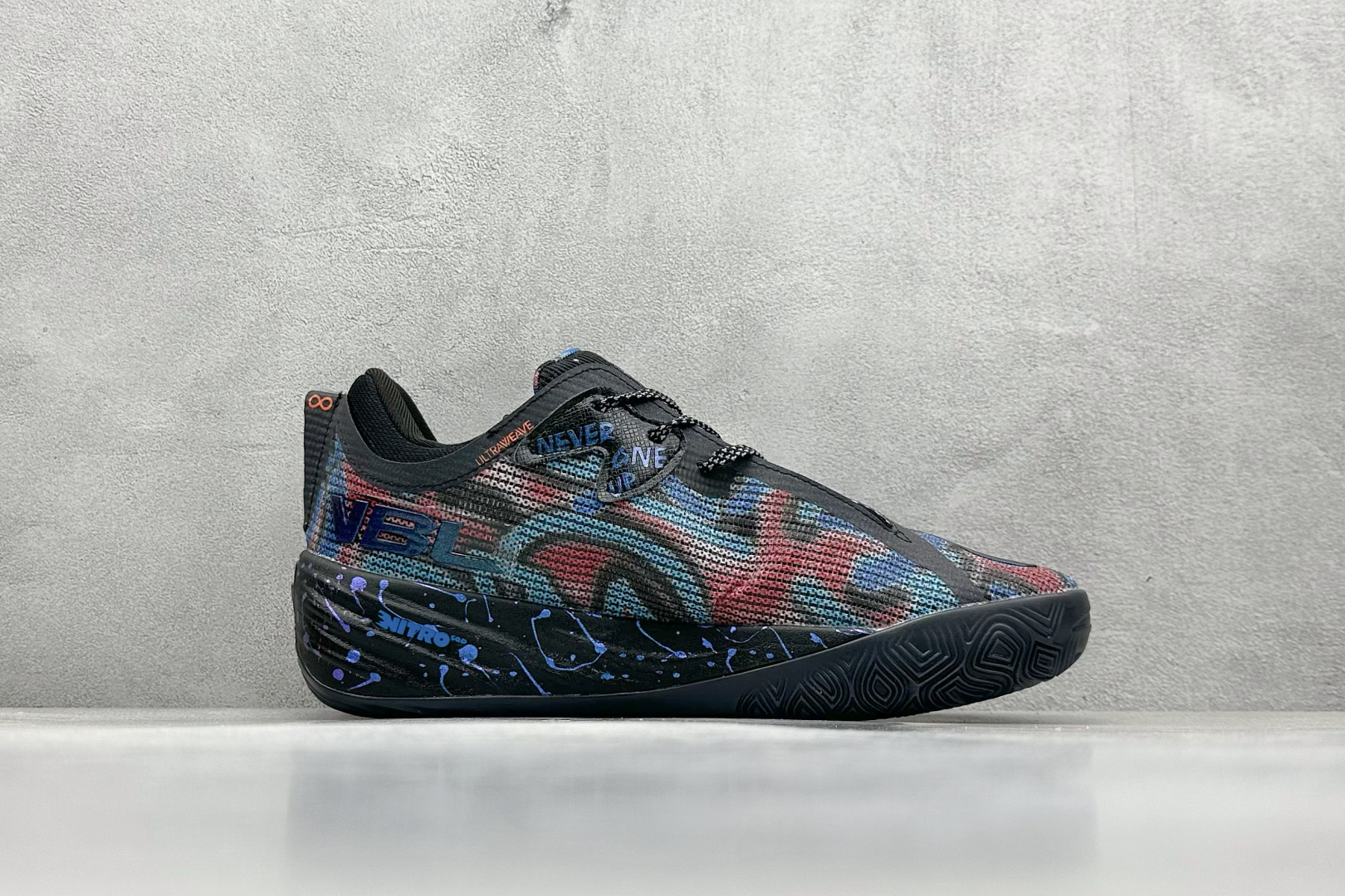 终端放店
GJR版 PUMA All-Pro Nitro 彪马舒适耐磨低帮实战篮球鞋
鞋身材质运用轻
