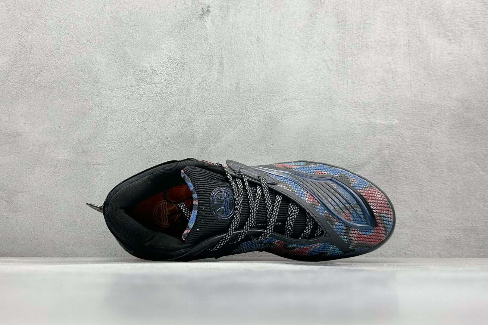 终端放店
GJR版 PUMA All-Pro Nitro 彪马舒适耐磨低帮实战篮球鞋
鞋身材质运用轻