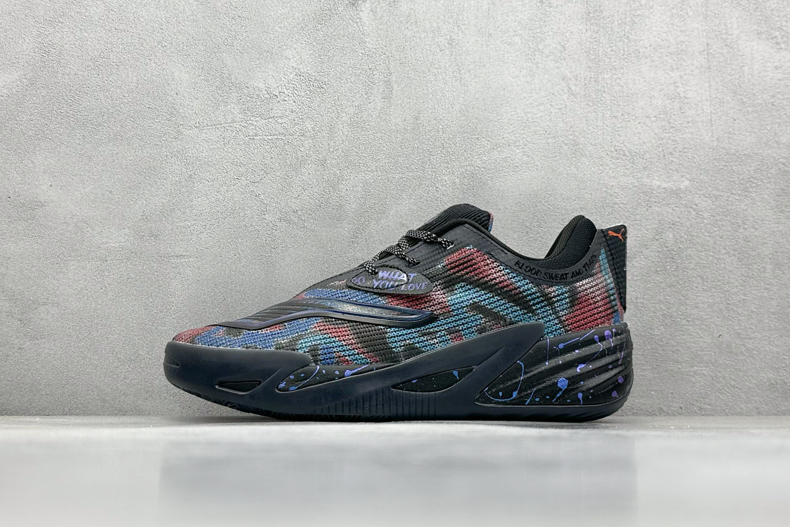 终端放店
GJR版 PUMA All-Pro Nitro 彪马舒适耐磨低帮实战篮球鞋
鞋身材质运用轻