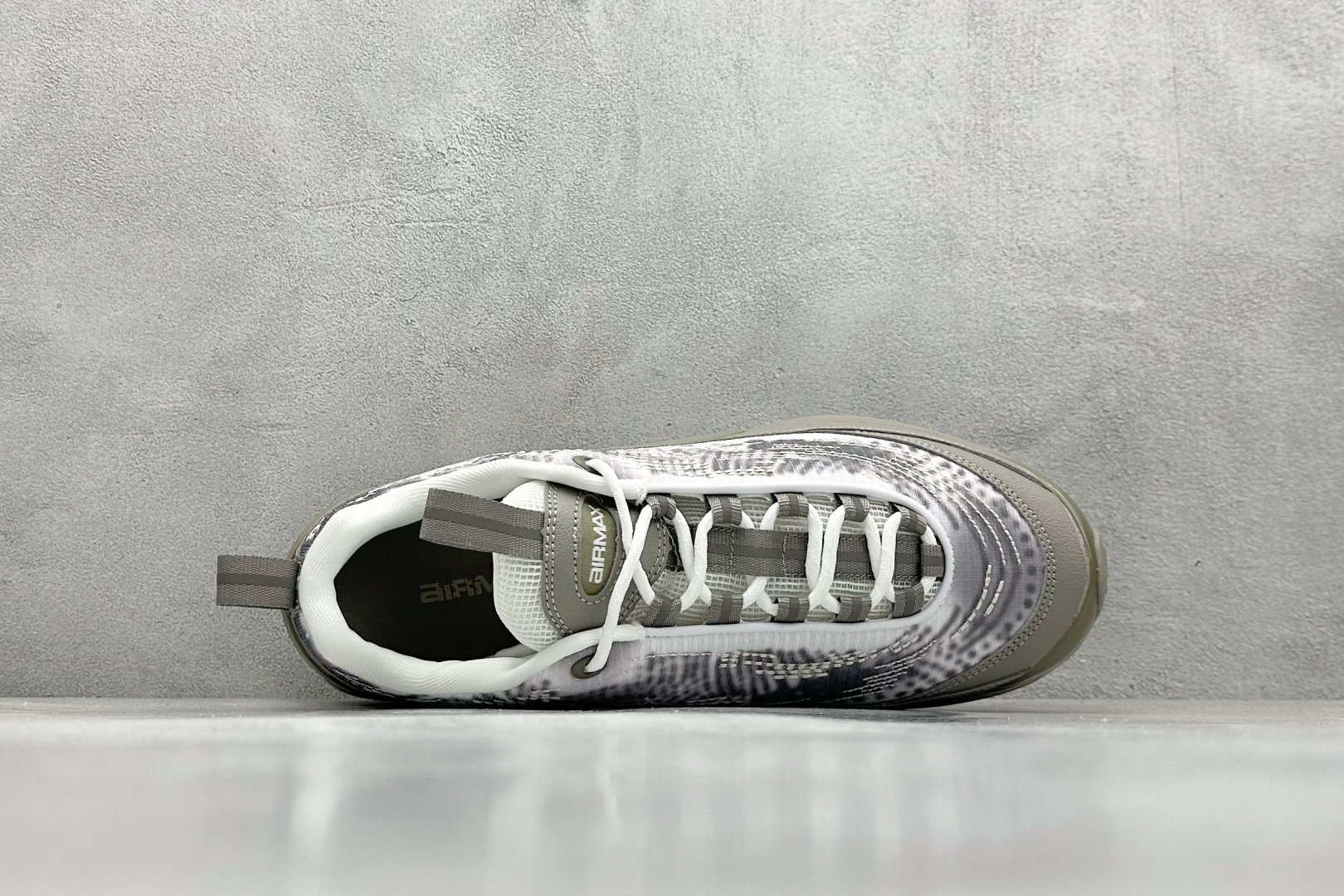 终端放店
YH版 Nike Air Max Dn 网布 舒适时尚 减震耐磨 低帮 生活休闲鞋
今年
