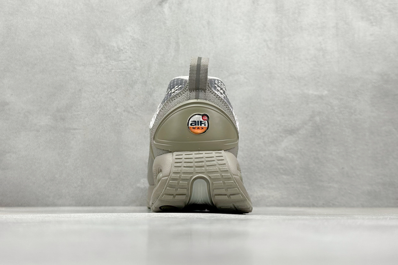 终端放店
YH版 Nike Air Max Dn 网布 舒适时尚 减震耐磨 低帮 生活休闲鞋
今年