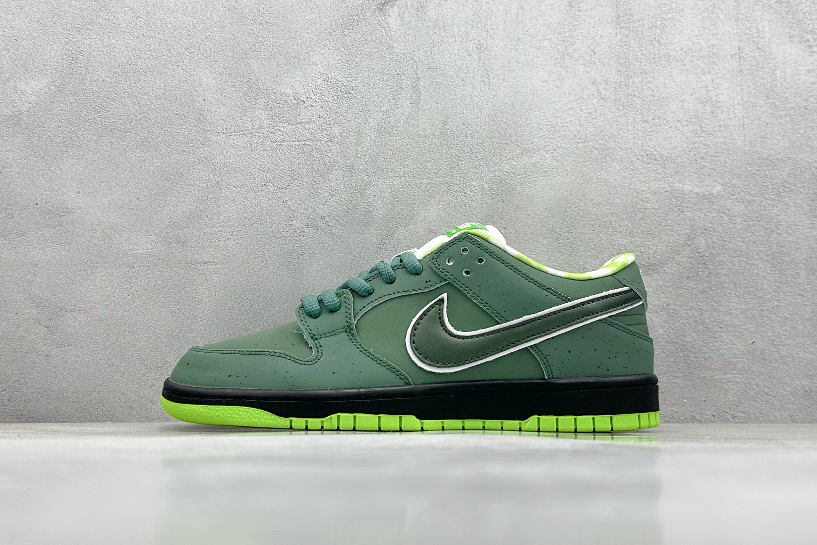 福利特价 
XL版 Nike SB Dunk Low ✖ Concepts Purple Lobster