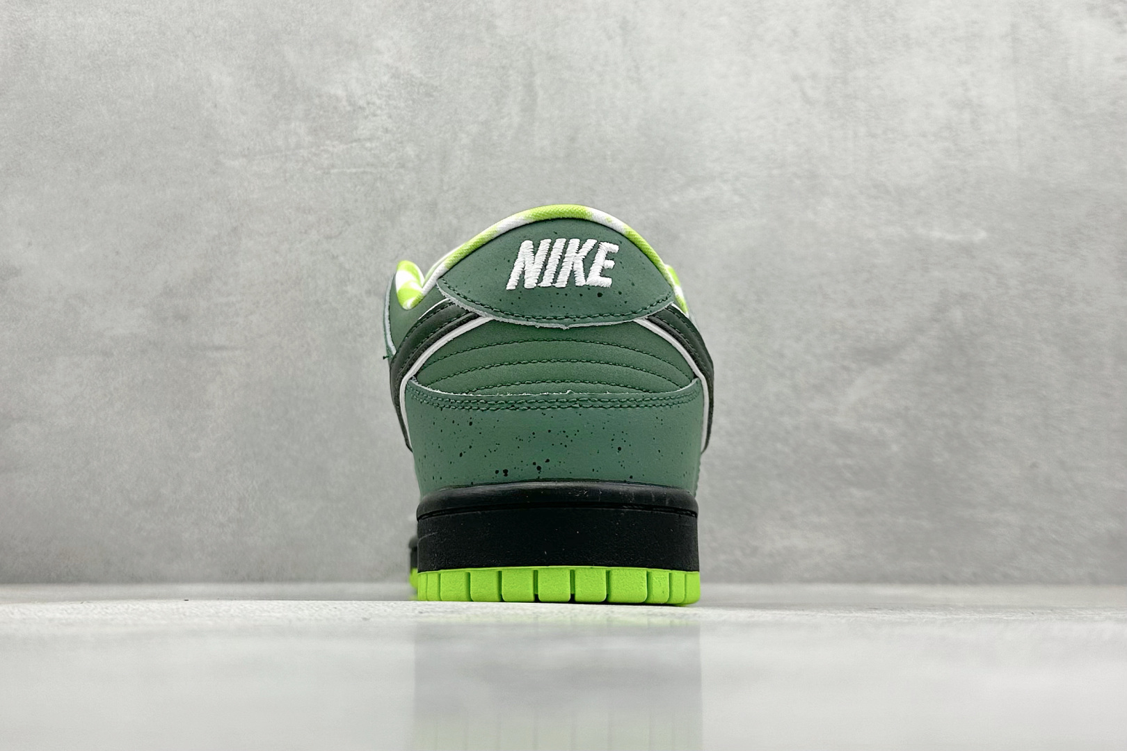 福利特价 
XL版 Nike SB Dunk Low ✖ Concepts Purple Lobster