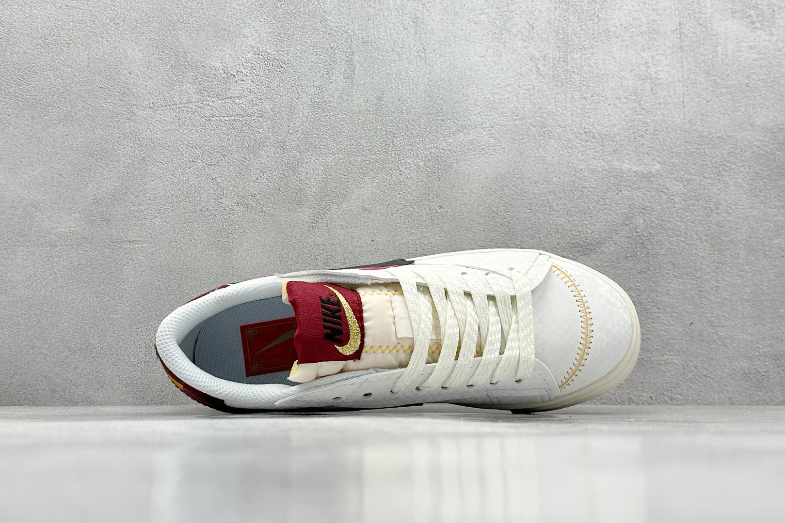  
NK Blazer Low'77 Jumbo  大钩
经典百搭低帮开拓者休闲运动板鞋
真硫化铝楦制作