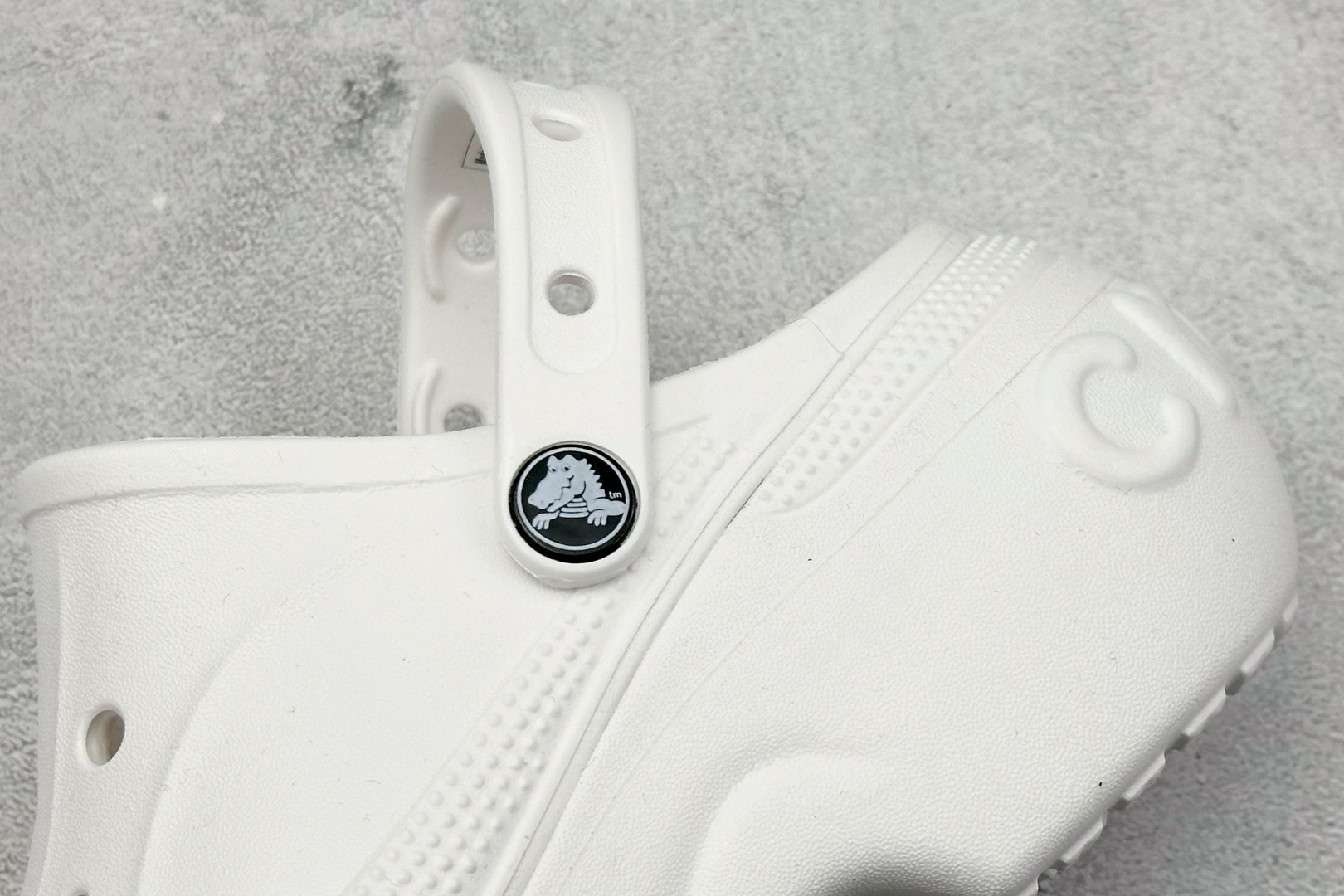  终端放店
K版  Crocs 卡洛驰 贝拉

Size：M4=36-37
           M5=