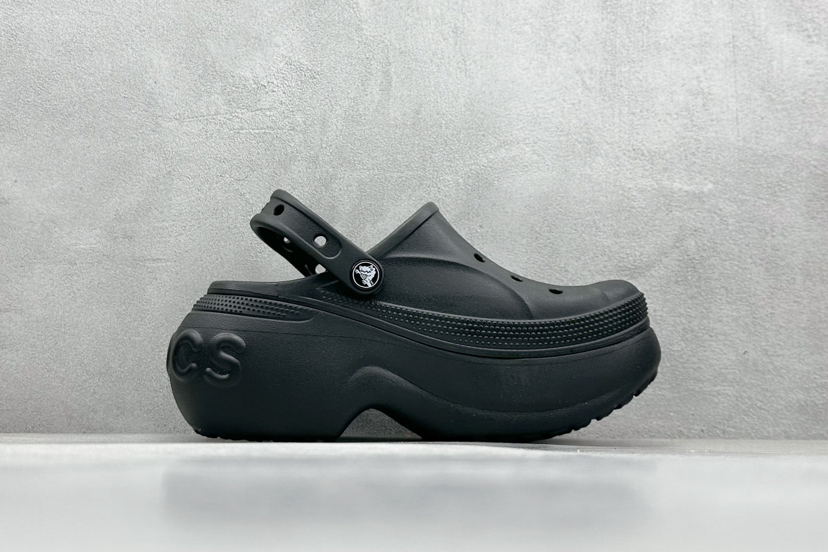  终端放店
K版  Crocs 卡洛驰 贝拉

Size：M4=36-37
           M5=