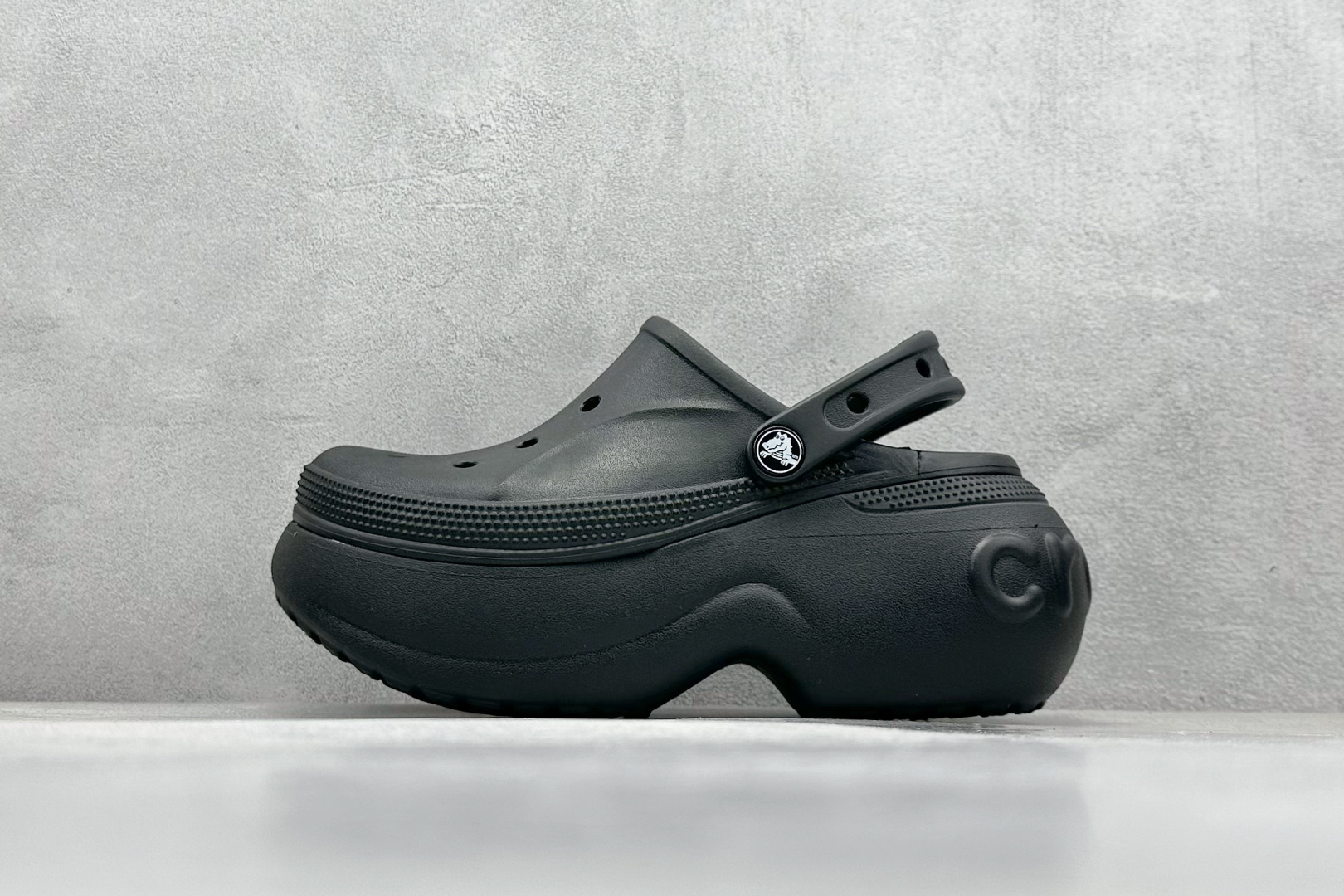  终端放店
K版  Crocs 卡洛驰 贝拉

Size：M4=36-37
           M5=