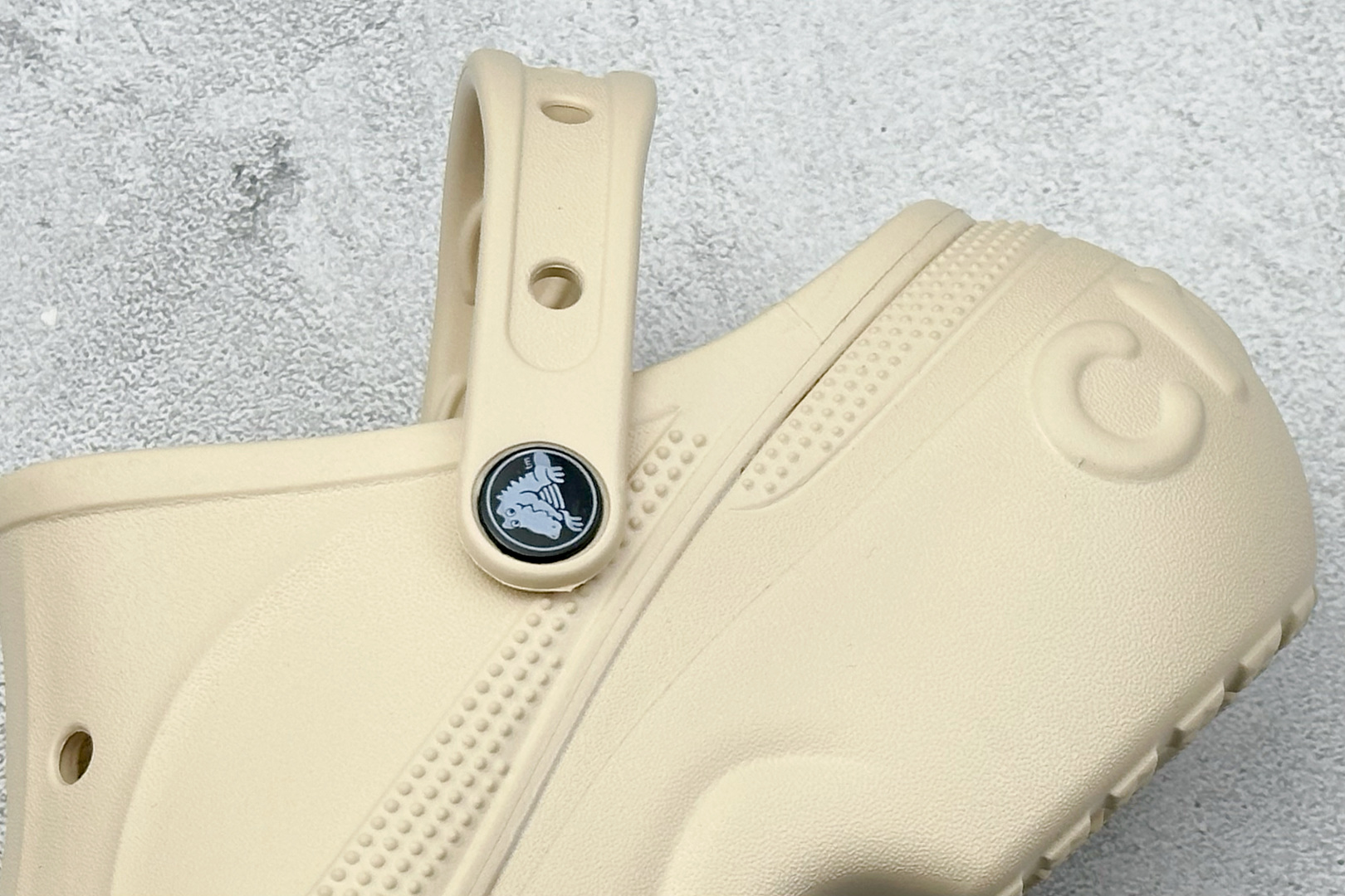  终端放店
K版  Crocs 卡洛驰 贝拉

Size：M4=36-37
           M5=