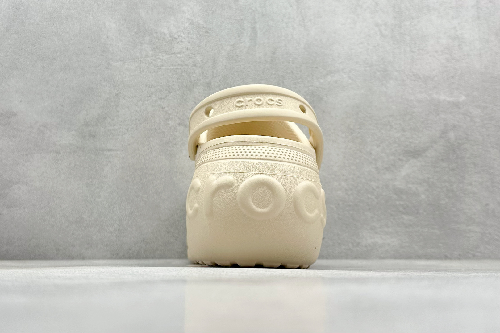  终端放店
K版  Crocs 卡洛驰 贝拉

Size：M4=36-37
           M5=