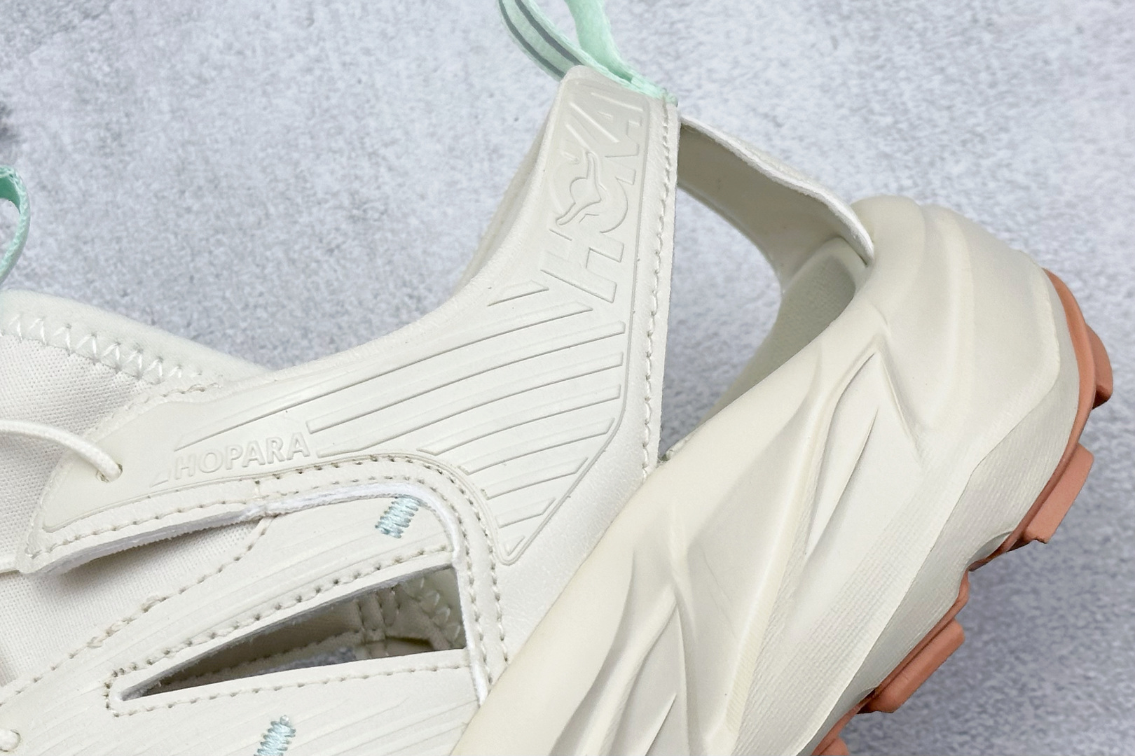 终端放店
TM版 Hoka One One Hopara 霍帕拉休闲户外涉水溯溪凉鞋
作为先锋品牌的