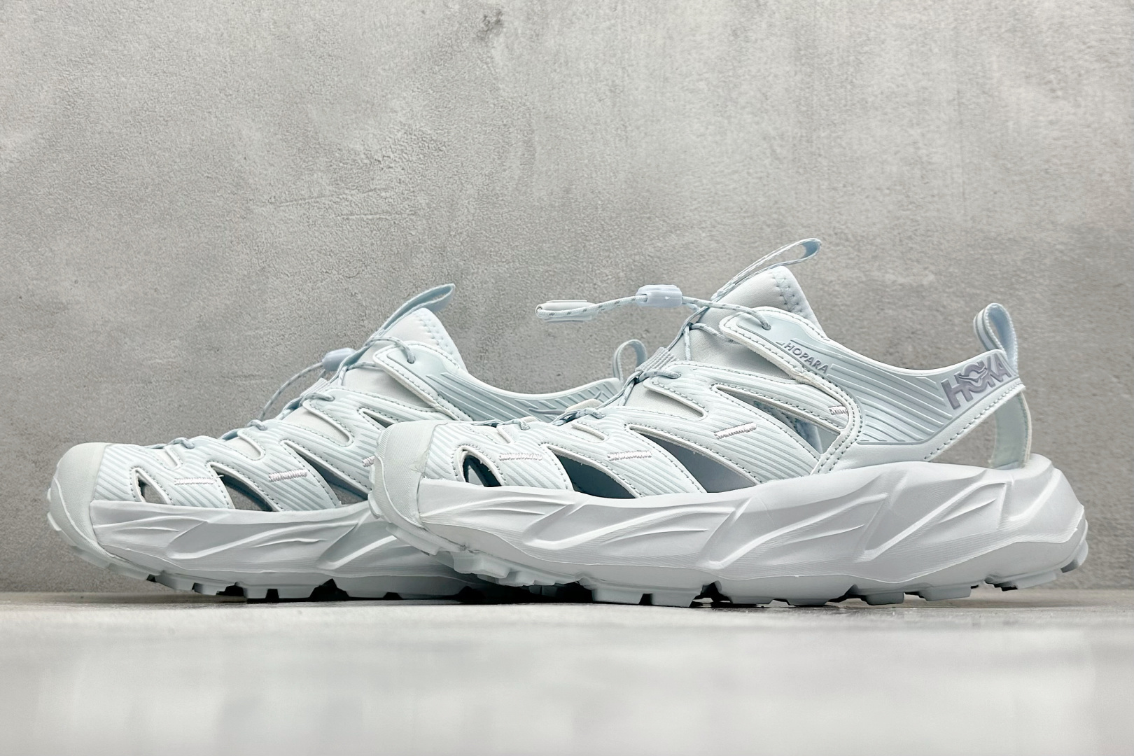 终端放店
TM版 Hoka One One Hopara 霍帕拉休闲户外涉水溯溪凉鞋
作为先锋品牌的