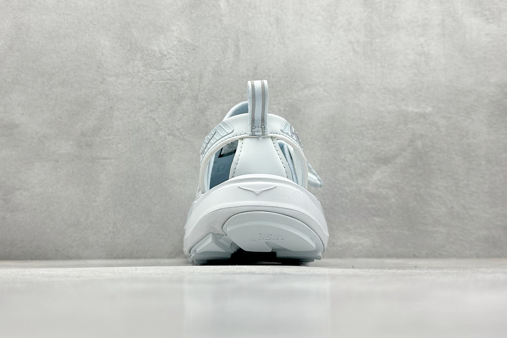 终端放店
TM版 Hoka One One Hopara 霍帕拉休闲户外涉水溯溪凉鞋
作为先锋品牌的