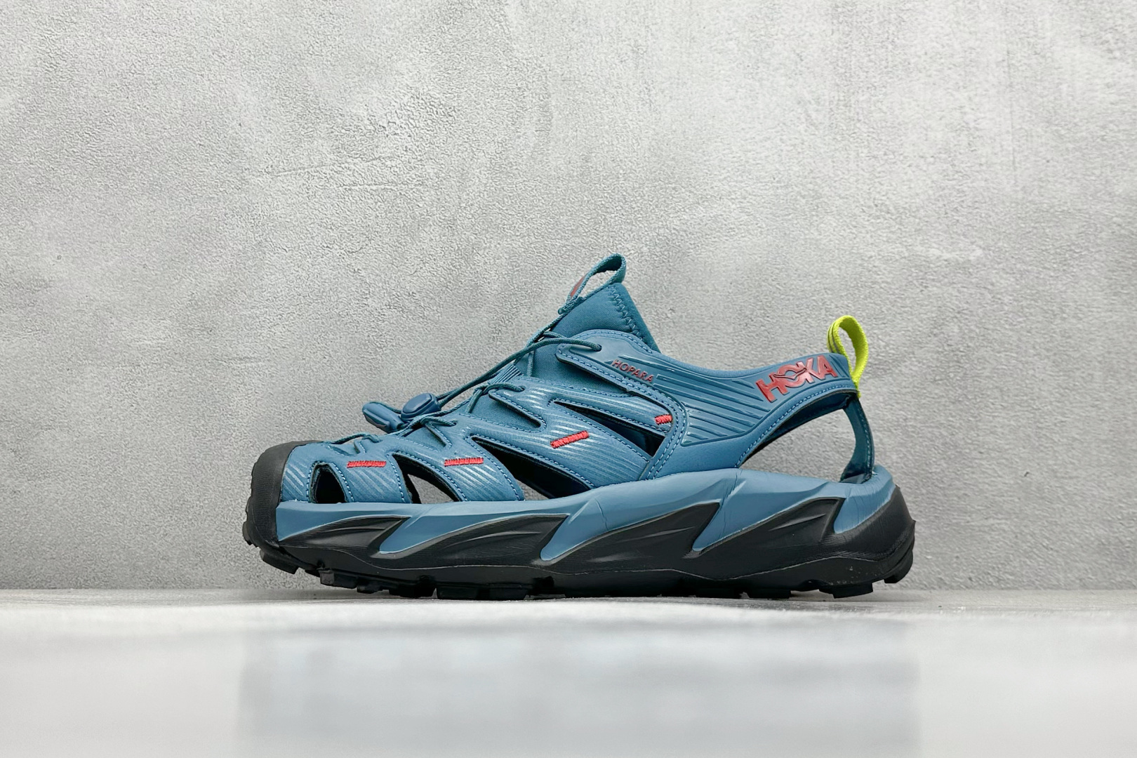 终端放店
TM版 Hoka One One Hopara 霍帕拉休闲户外涉水溯溪凉鞋
作为先锋品牌的