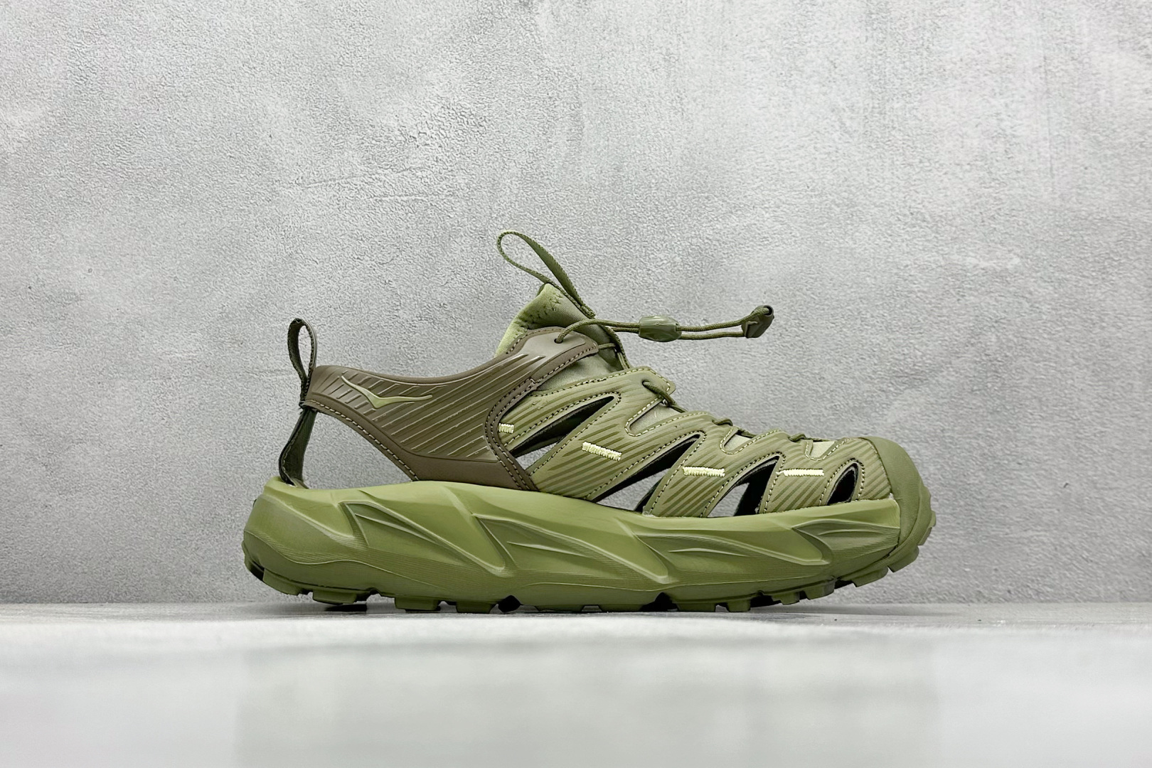 终端放店
TM版 Hoka One One Hopara 霍帕拉休闲户外涉水溯溪凉鞋
作为先锋品牌的