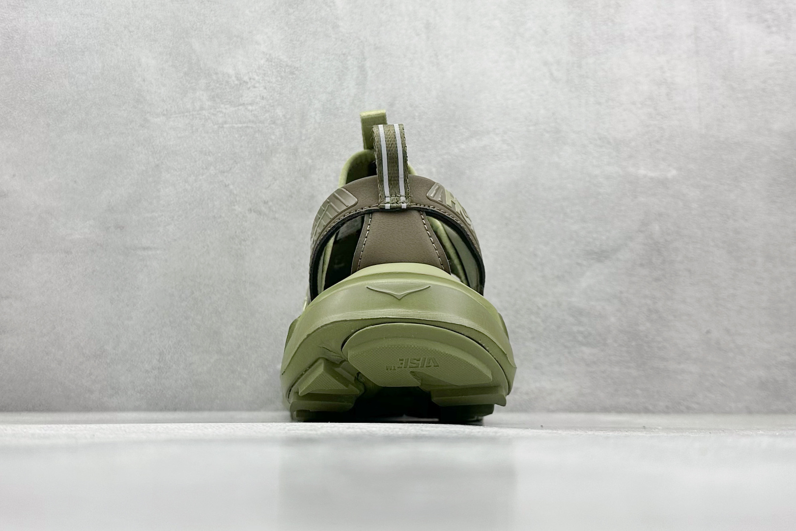 终端放店
TM版 Hoka One One Hopara 霍帕拉休闲户外涉水溯溪凉鞋
作为先锋品牌的