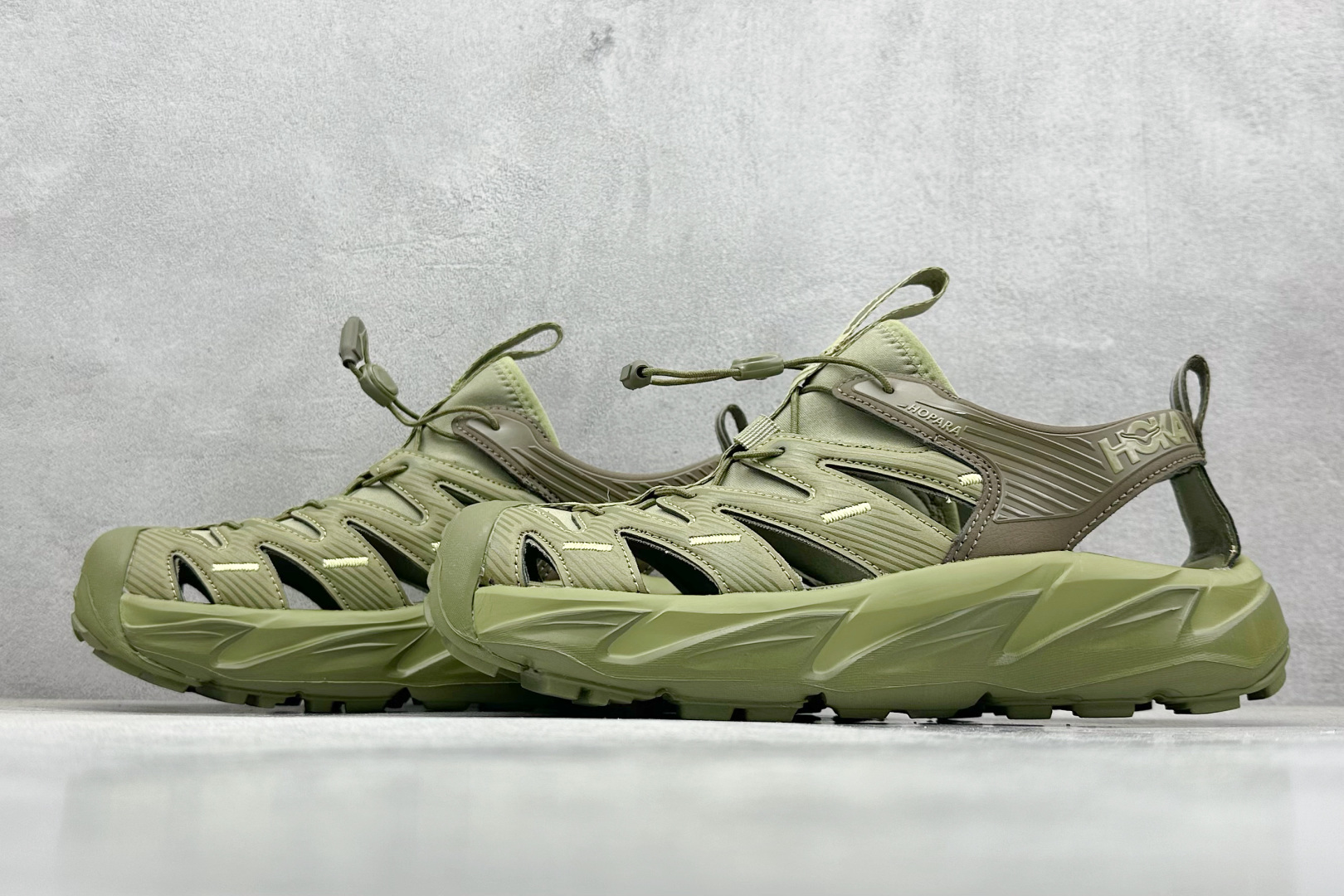 终端放店
TM版 Hoka One One Hopara 霍帕拉休闲户外涉水溯溪凉鞋
作为先锋品牌的