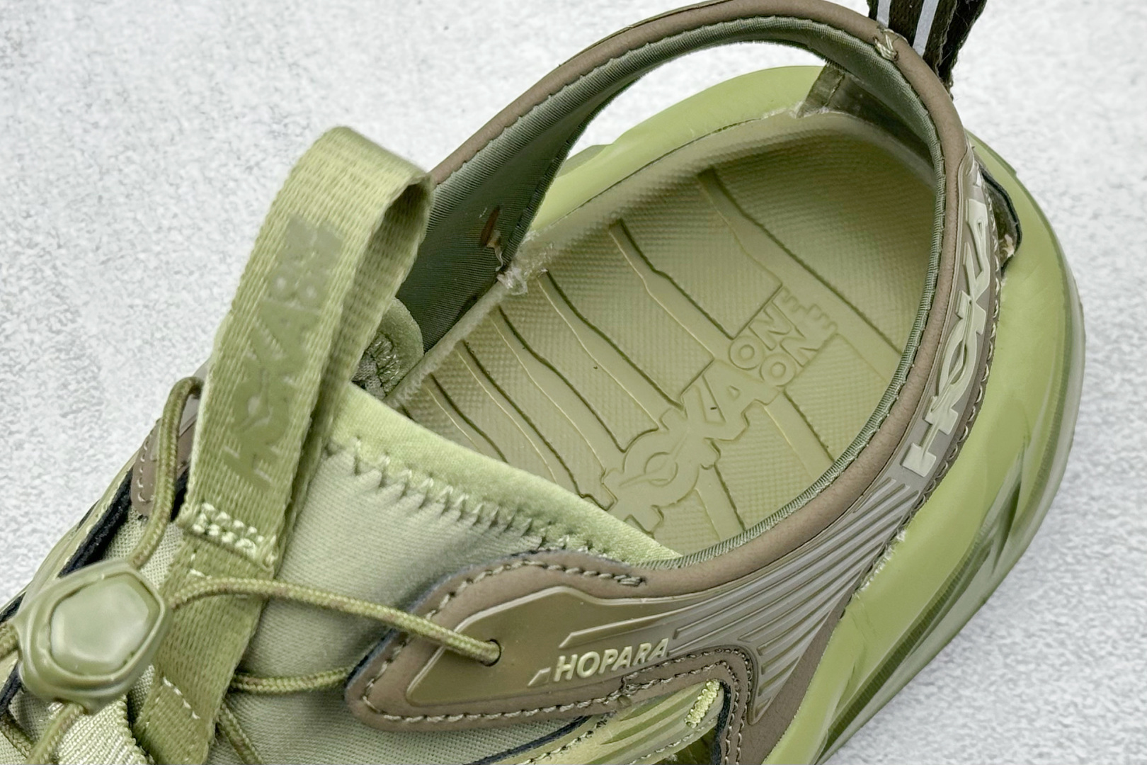 终端放店
TM版 Hoka One One Hopara 霍帕拉休闲户外涉水溯溪凉鞋
作为先锋品牌的