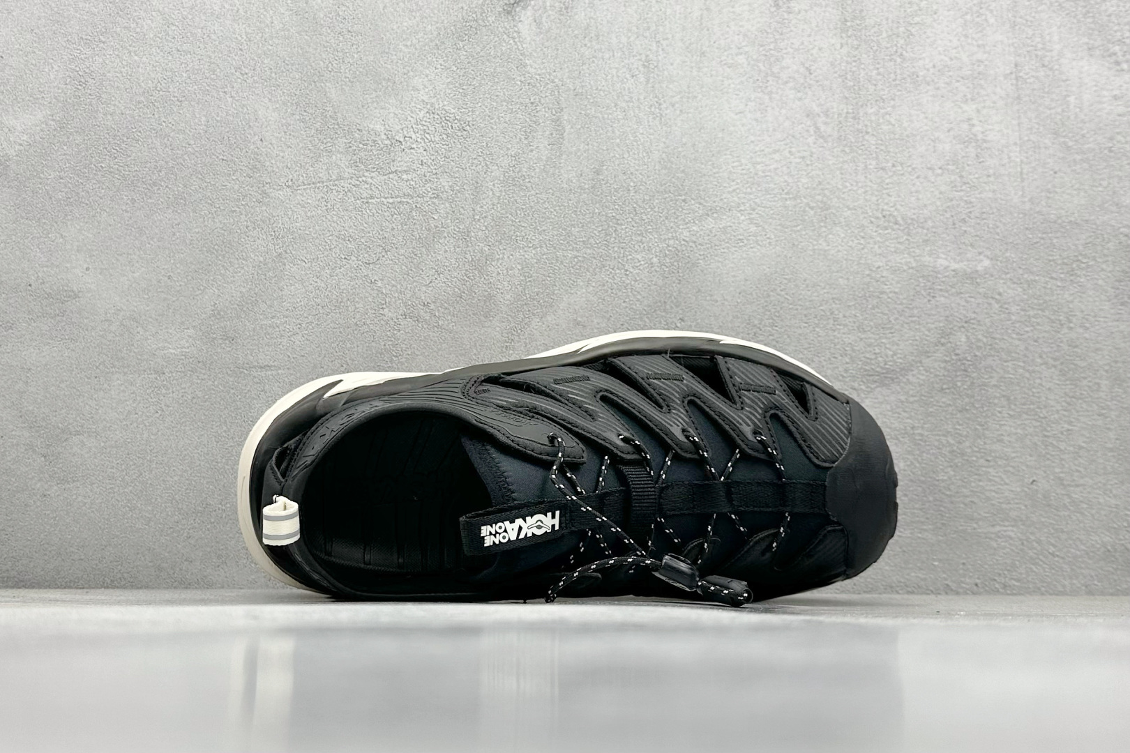 终端放店
TM版 Hoka One One Hopara 霍帕拉休闲户外涉水溯溪凉鞋
作为先锋品牌的