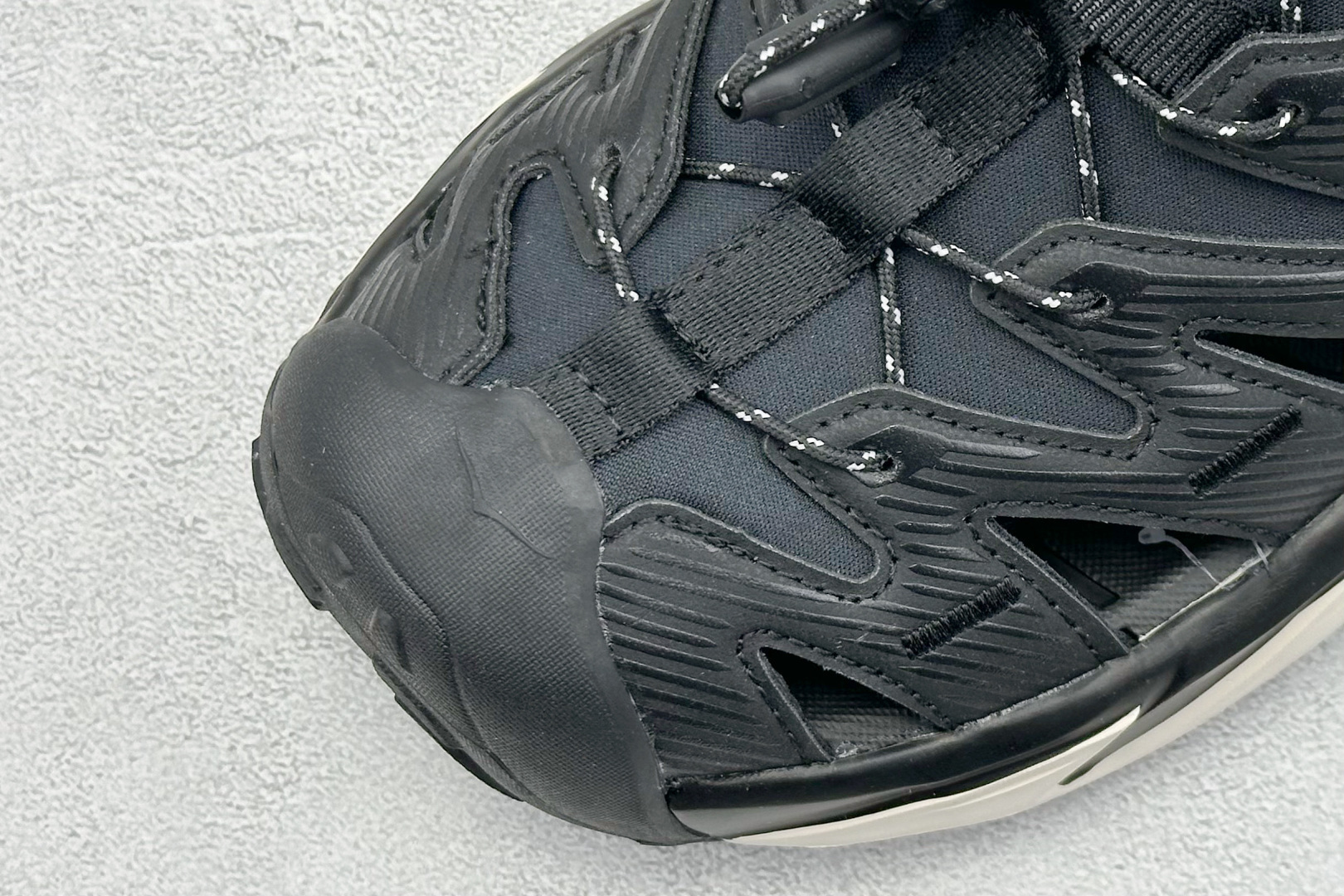 终端放店
TM版 Hoka One One Hopara 霍帕拉休闲户外涉水溯溪凉鞋
作为先锋品牌的