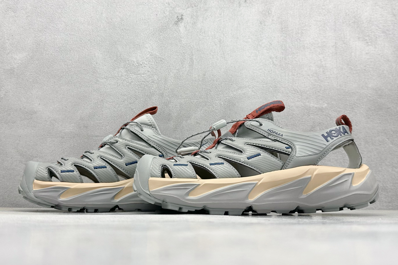 终端放店
TM版 Hoka One One Hopara 霍帕拉休闲户外涉水溯溪凉鞋
作为先锋品牌的