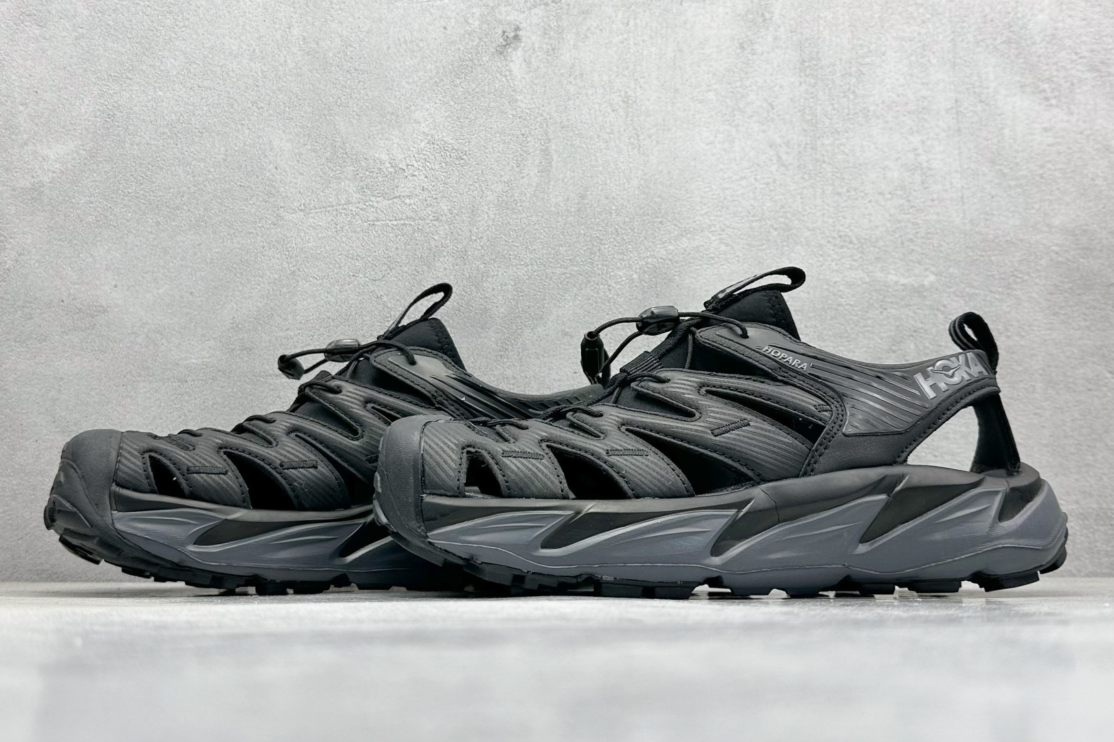 终端放店
TM版 Hoka One One Hopara 霍帕拉休闲户外涉水溯溪凉鞋
作为先锋品牌的