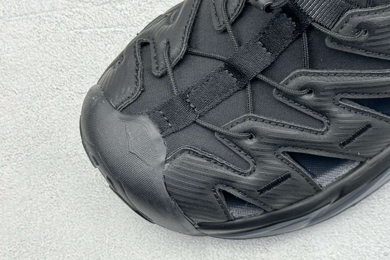 终端放店
TM版 Hoka One One Hopara 霍帕拉休闲户外涉水溯溪凉鞋
作为先锋品牌的