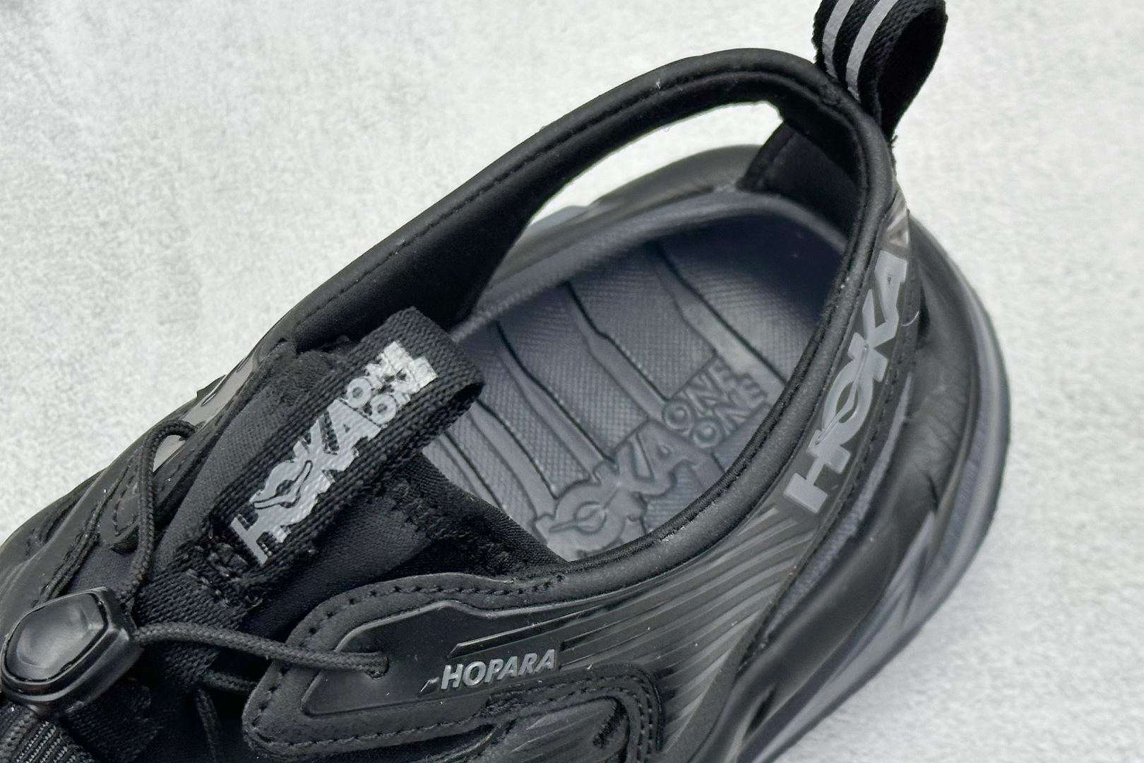 终端放店
TM版 Hoka One One Hopara 霍帕拉休闲户外涉水溯溪凉鞋
作为先锋品牌的