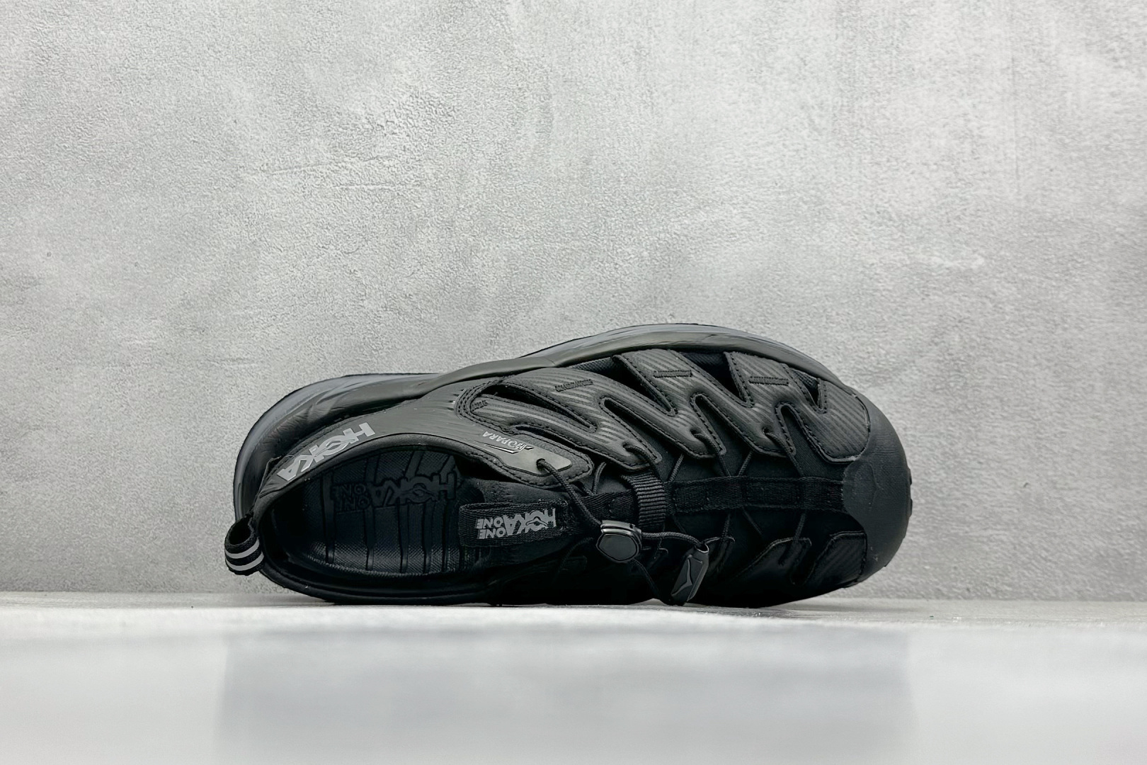 终端放店
TM版 Hoka One One Hopara 霍帕拉休闲户外涉水溯溪凉鞋
作为先锋品牌的