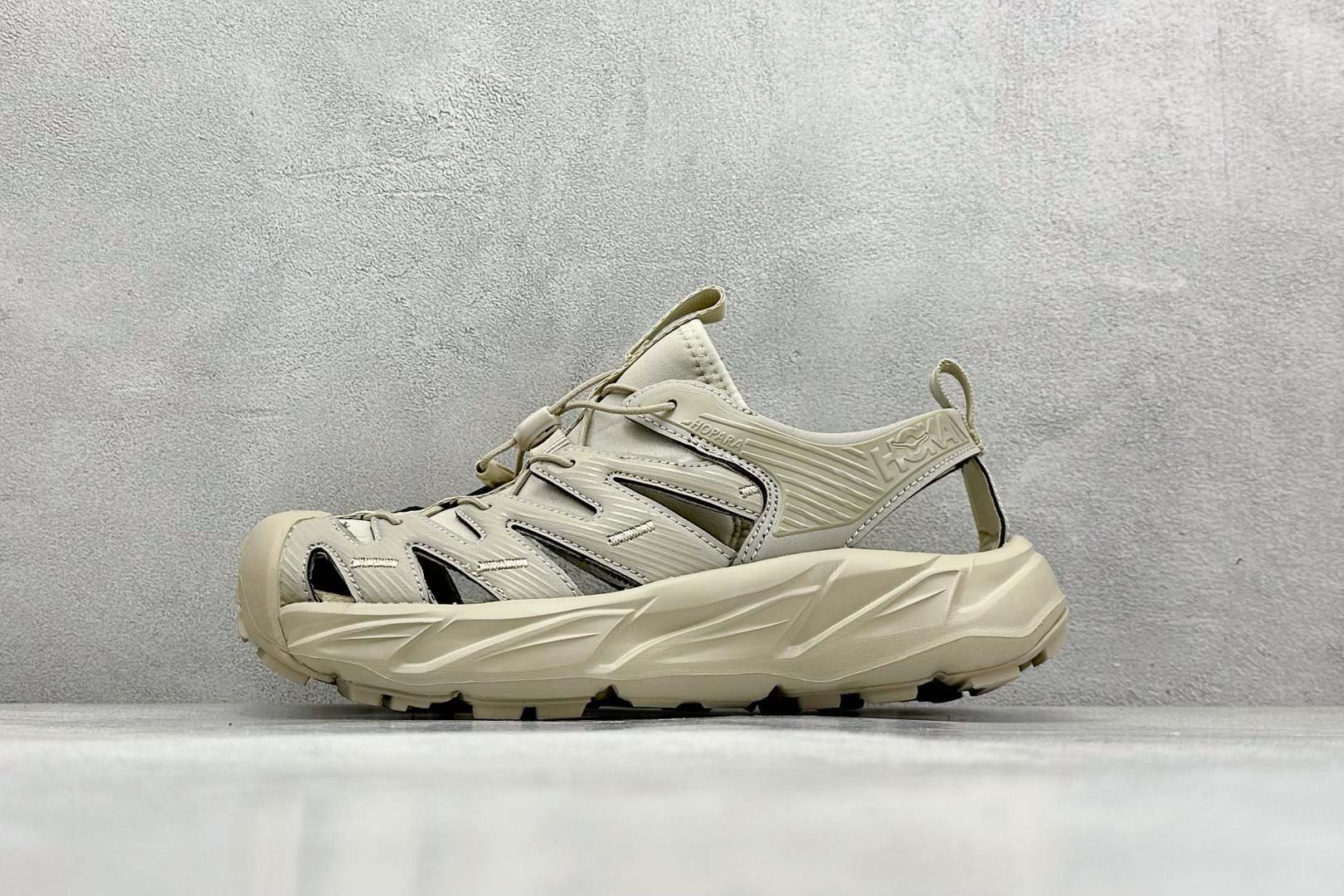 终端放店
TM版 Hoka One One Hopara 霍帕拉休闲户外涉水溯溪凉鞋
作为先锋品牌的