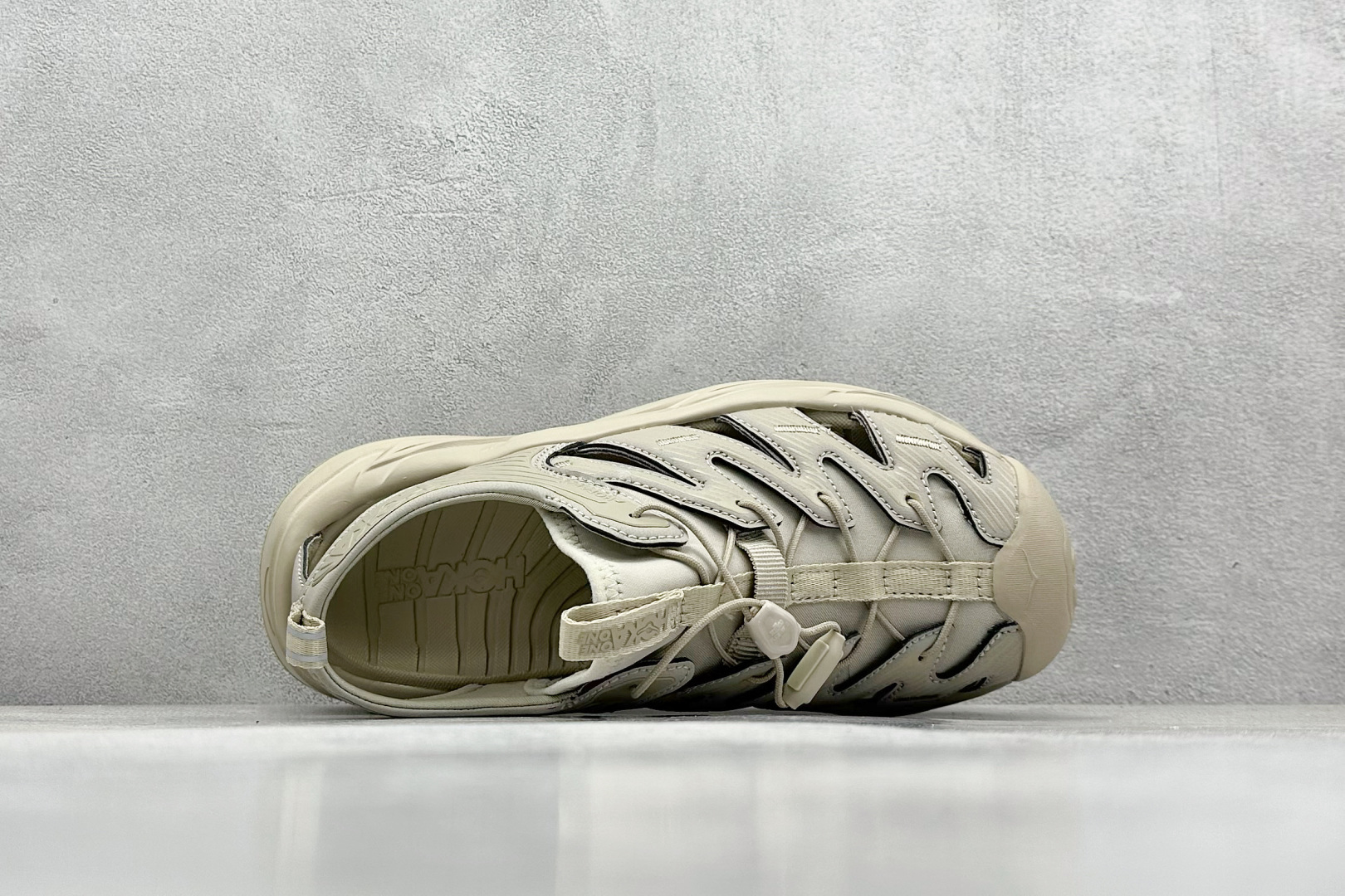 终端放店
TM版 Hoka One One Hopara 霍帕拉休闲户外涉水溯溪凉鞋
作为先锋品牌的