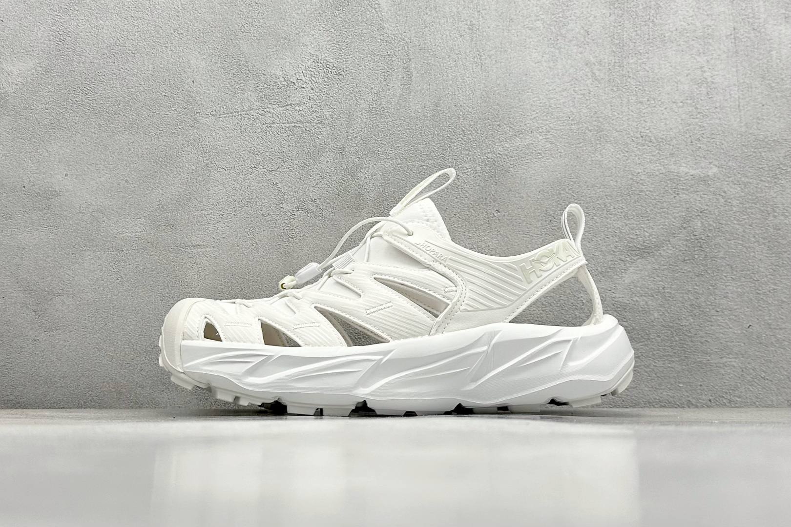 终端放店
TM版 Hoka One One Hopara 霍帕拉休闲户外涉水溯溪凉鞋
作为先锋品牌的