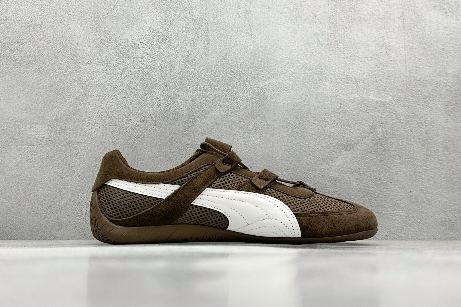  终端放店
XS版 PUMA Speedcat Go 薄底鞋 柔软舒适 防滑耐磨 彪马低帮复古运动休闲赛