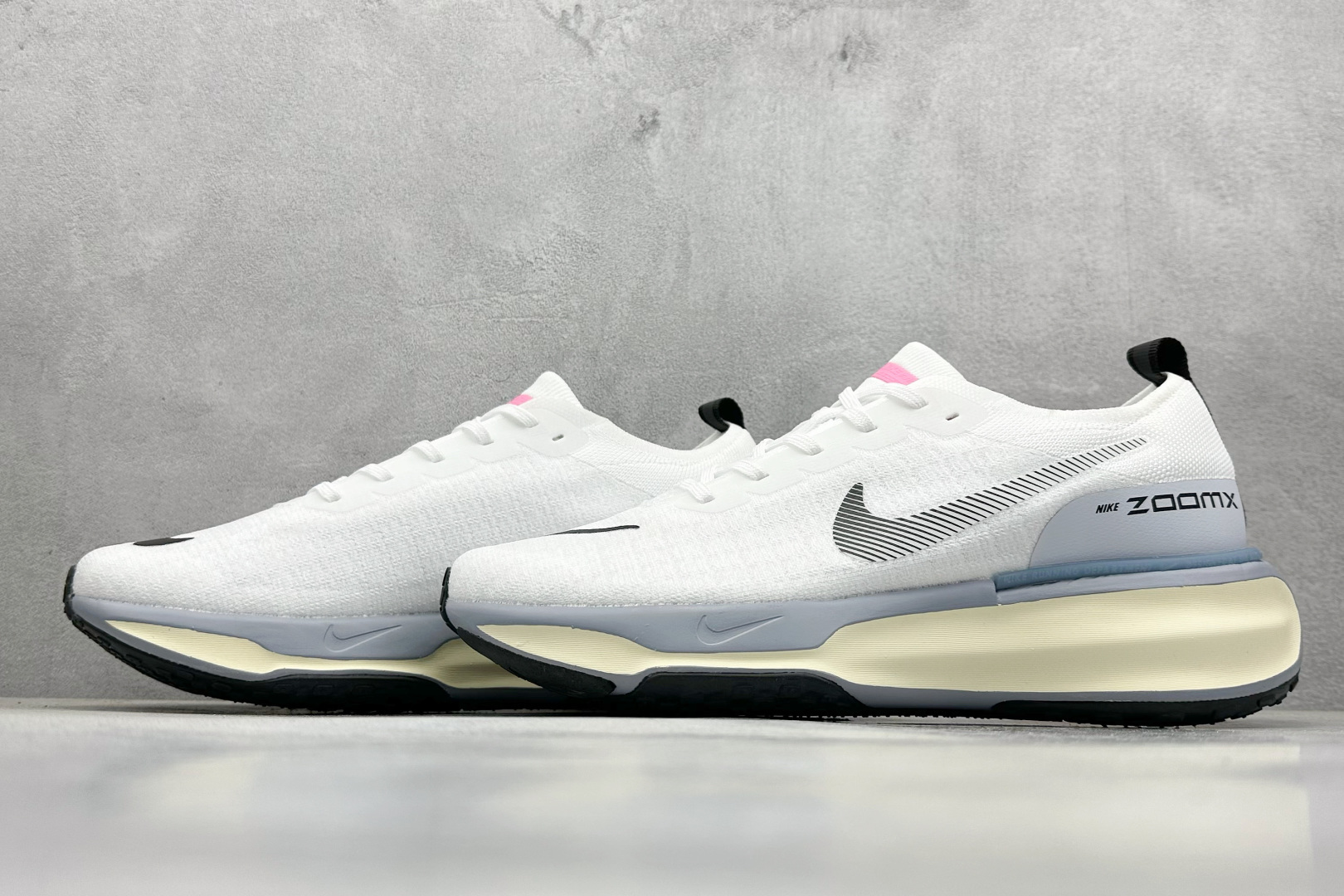 福利特价 终端放店
GS版 NK ZoomX Invincible Run Flyknit FK3 不可