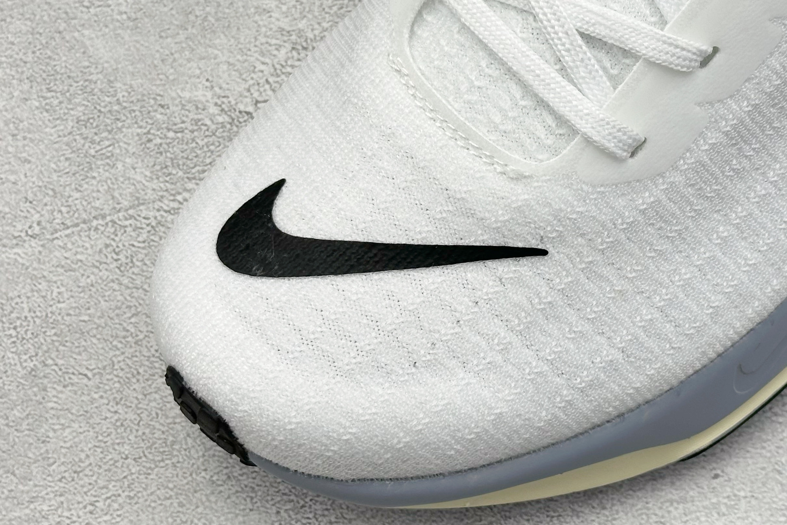 福利特价 终端放店
GS版 NK ZoomX Invincible Run Flyknit FK3 不可