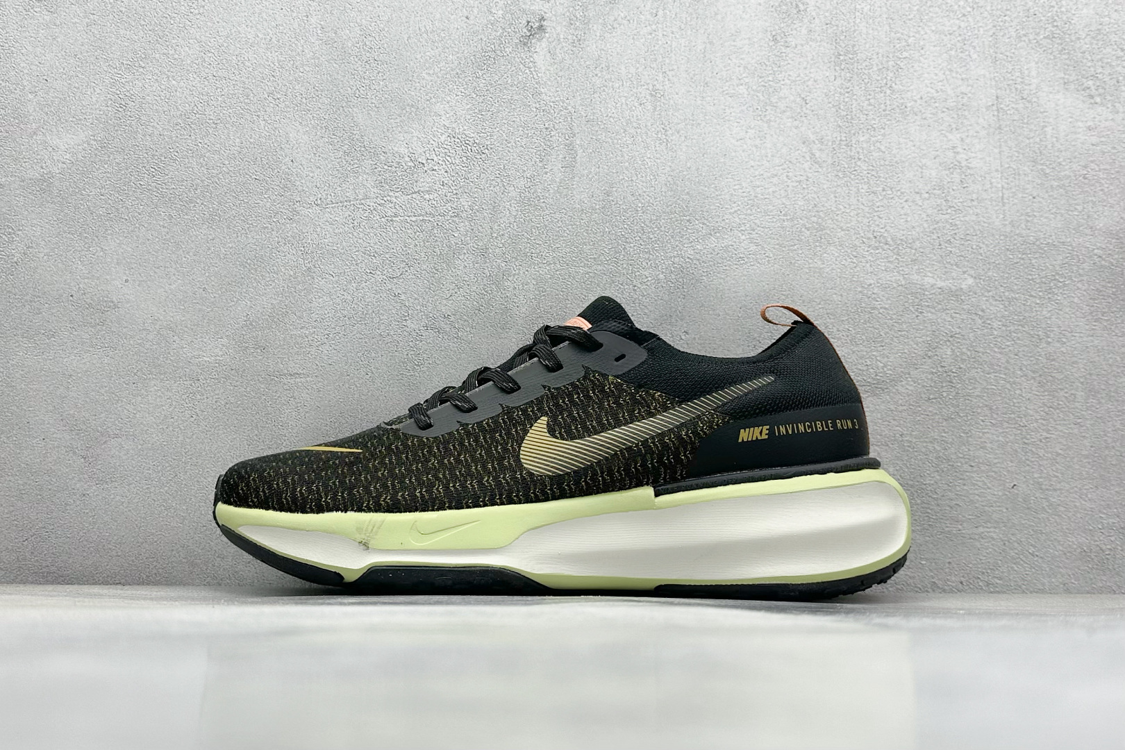 福利特价 终端放店
GS版 NK ZoomX Invincible Run Flyknit FK3 不可