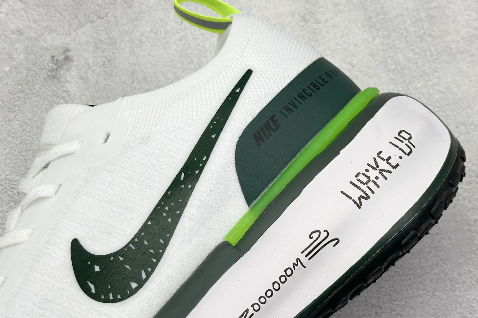 福利特价 终端放店
GS版 NK ZoomX Invincible Run Flyknit FK3 不可