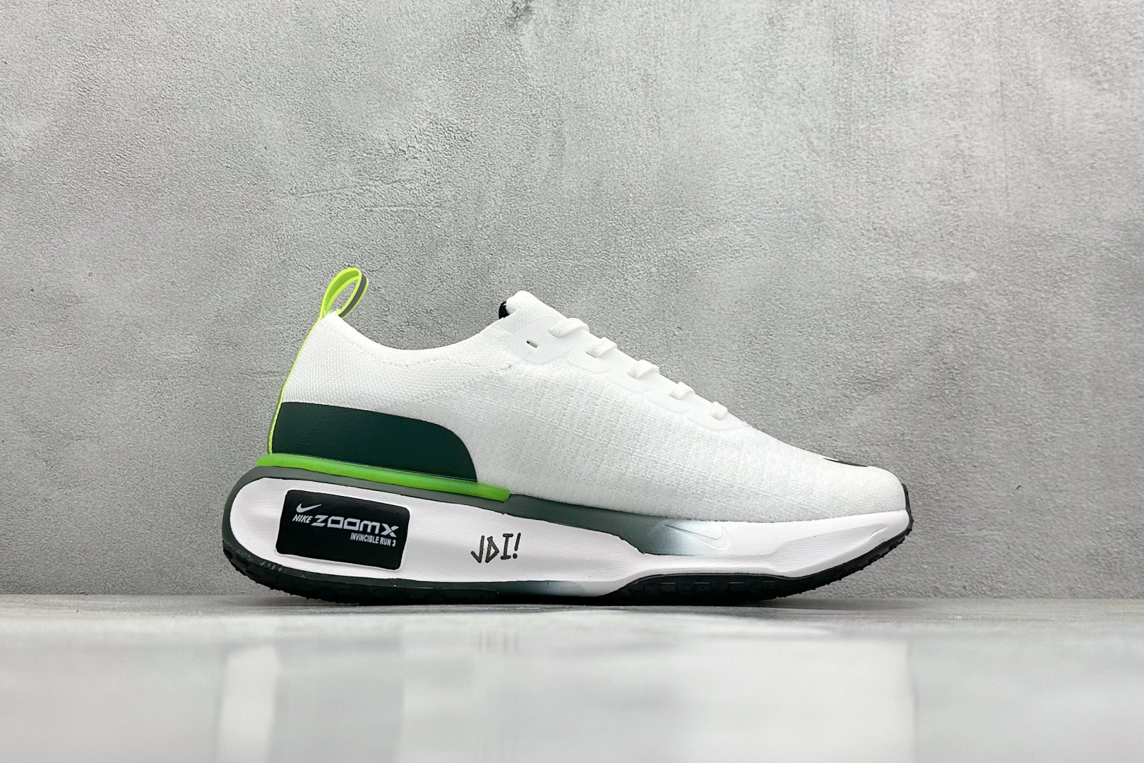 福利特价 终端放店
GS版 NK ZoomX Invincible Run Flyknit FK3 不可