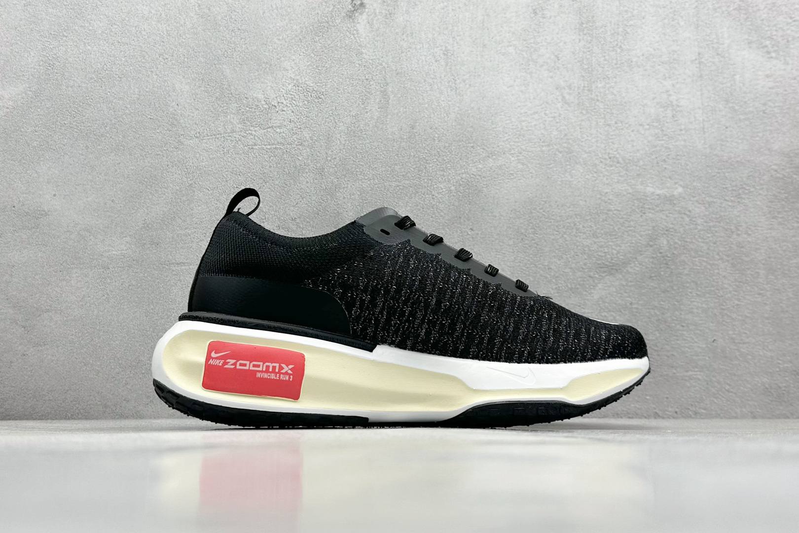 福利特价 终端放店
GS版 NK ZoomX Invincible Run Flyknit FK3 不可
