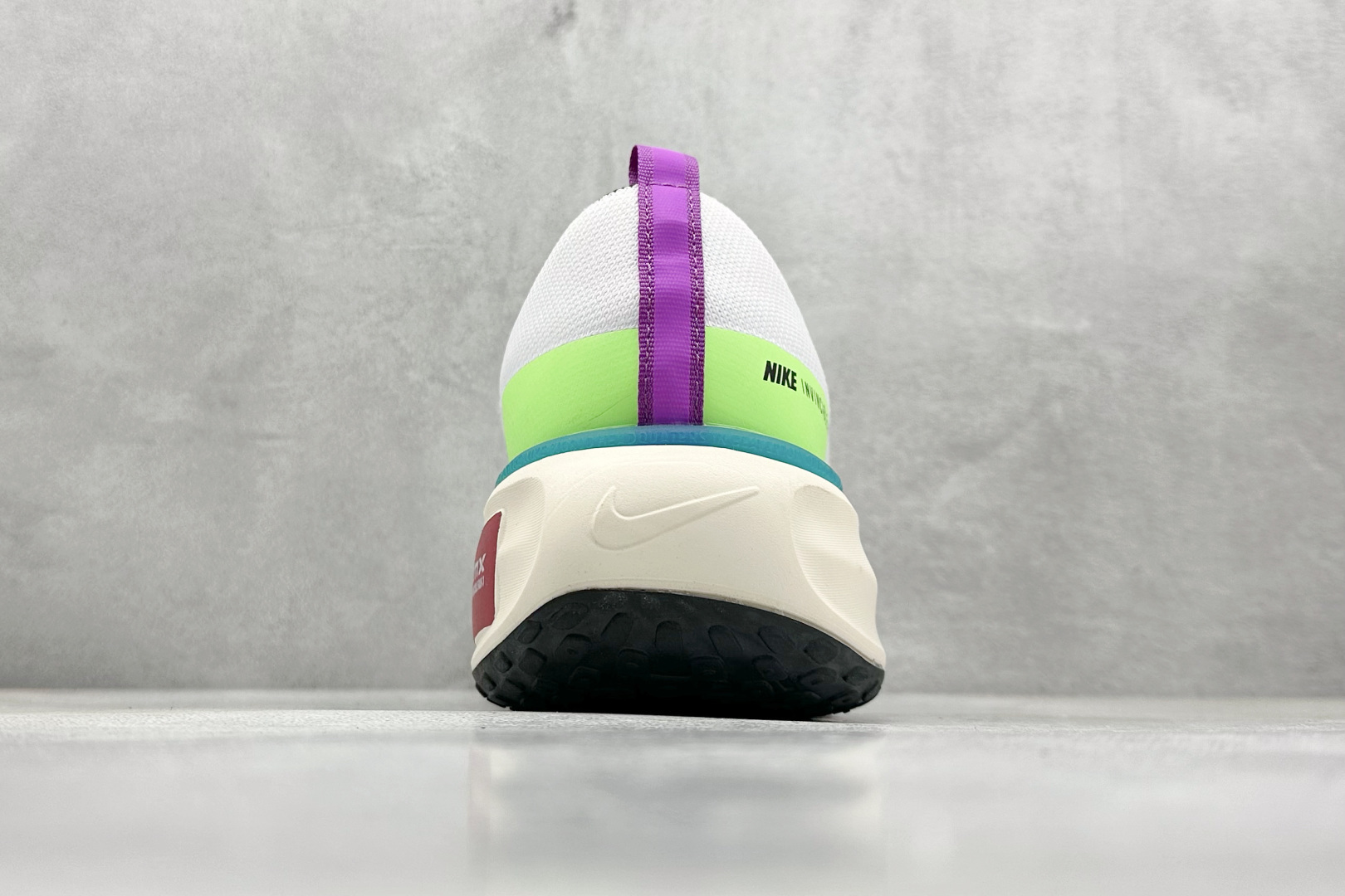 福利特价 终端放店
GS版 NK ZoomX Invincible Run Flyknit FK3 不可