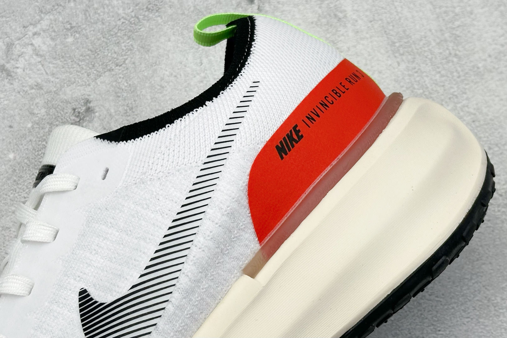 福利特价 终端放店
GS版 NK ZoomX Invincible Run Flyknit FK3 不可
