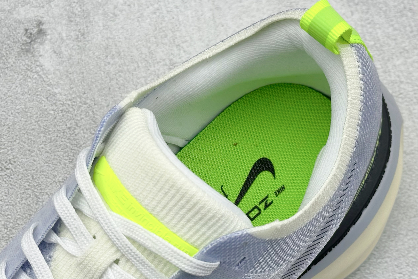 福利特价 终端放店
GS版 NK ZoomX Invincible Run Flyknit FK3 不可