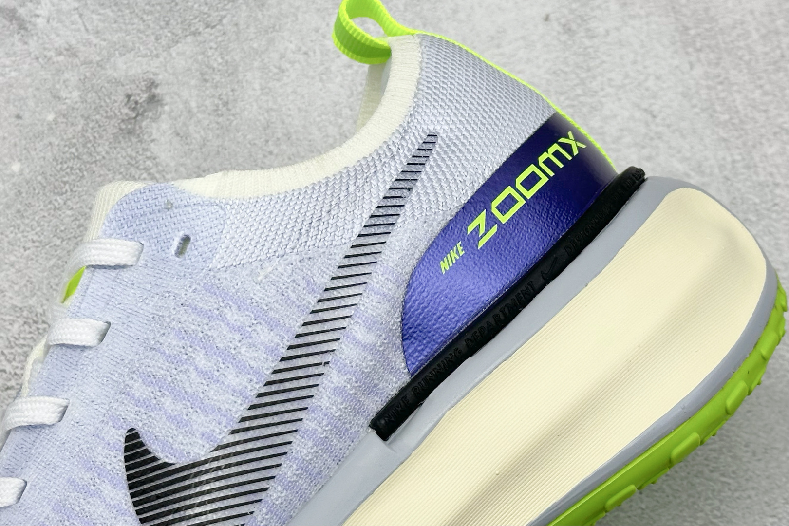 福利特价 终端放店
GS版 NK ZoomX Invincible Run Flyknit FK3 不可