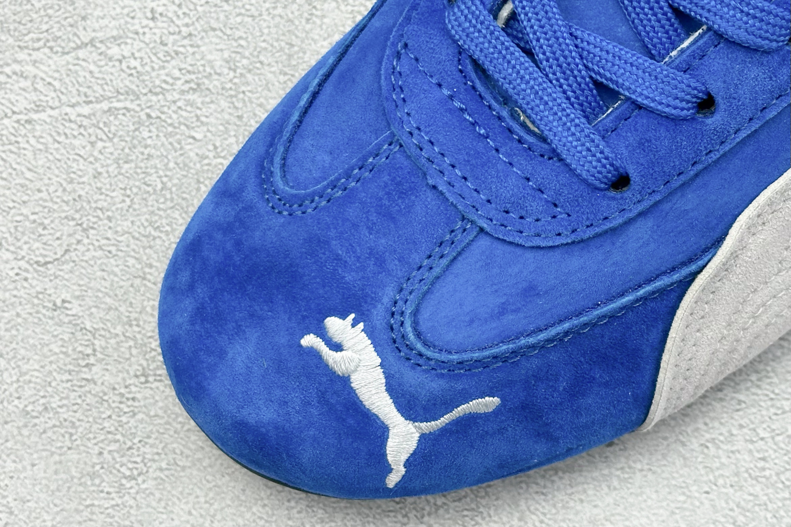 
TG版 Puma Speedcet OG 
彪马低帮复古运动休闲赛车跑鞋 
以趣味十足又前卫复古的设